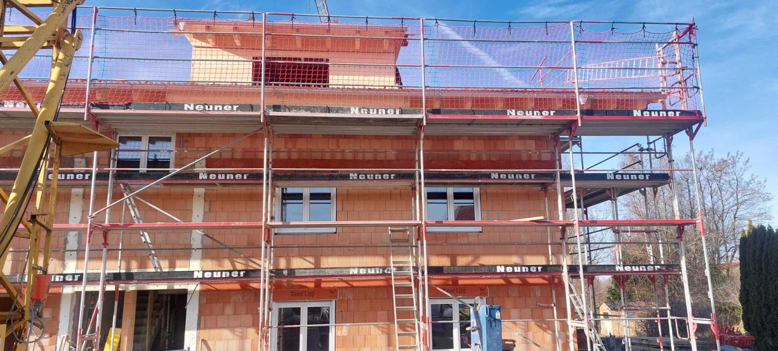 NEUBAU - Exclusives Wohnen mit Bergblick - Ihr neues Zuhause im Grünen – familienfreundlich, hochwertig, zukunftssicher