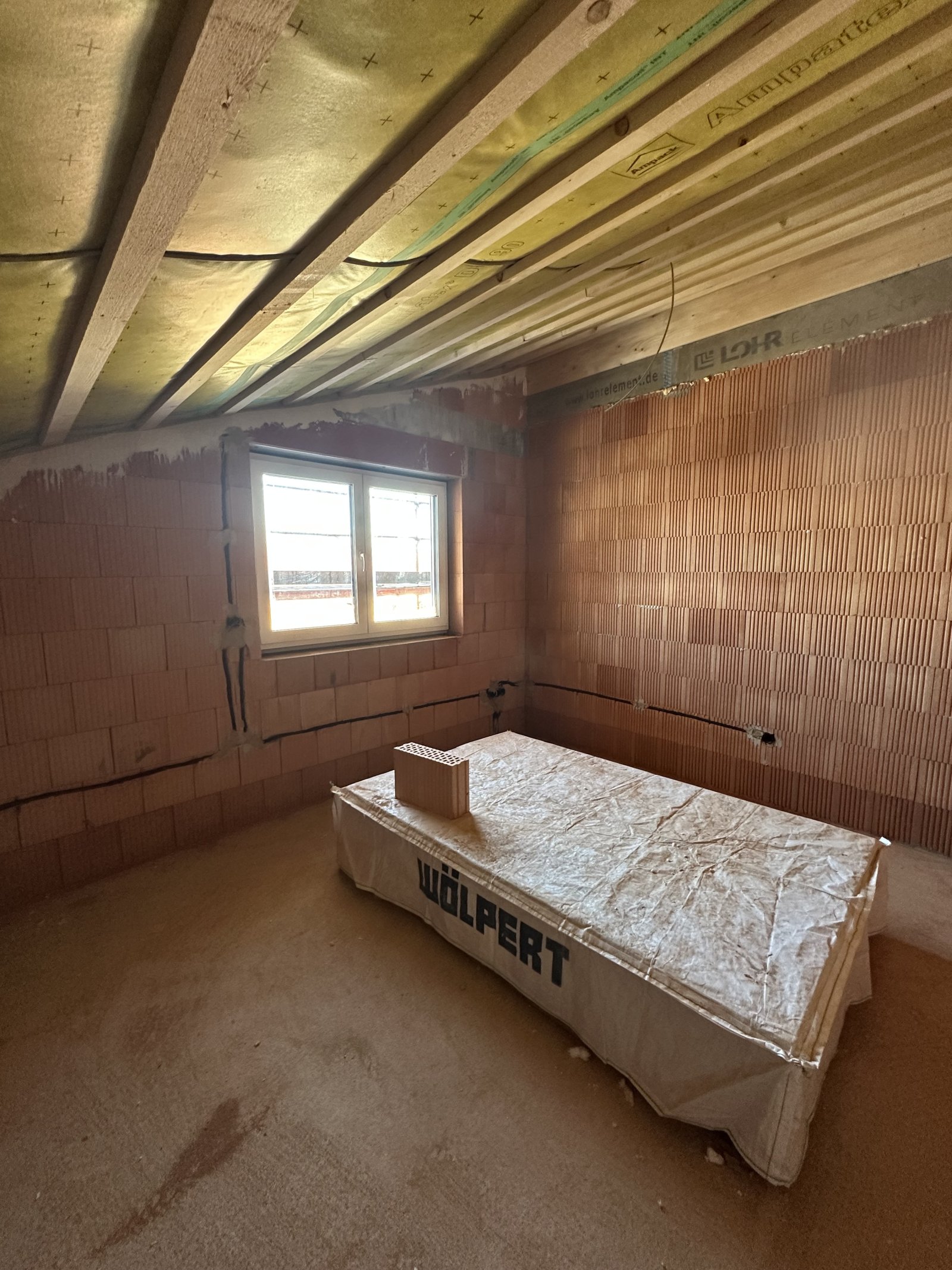 NEUBAU - Exclusives Wohnen mit Bergblick - Ihr neues Zuhause im Grünen – familienfreundlich, hochwertig, zukunftssicher