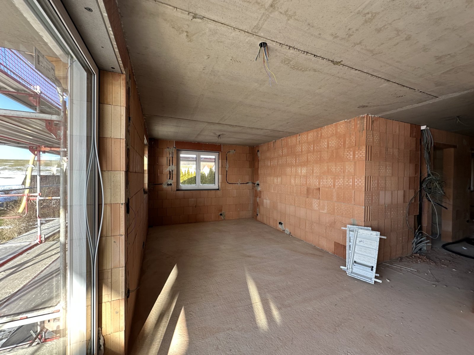 NEUBAU - Exclusives Wohnen mit Bergblick - Ihr neues Zuhause im Grünen – familienfreundlich, hochwertig, zukunftssicher