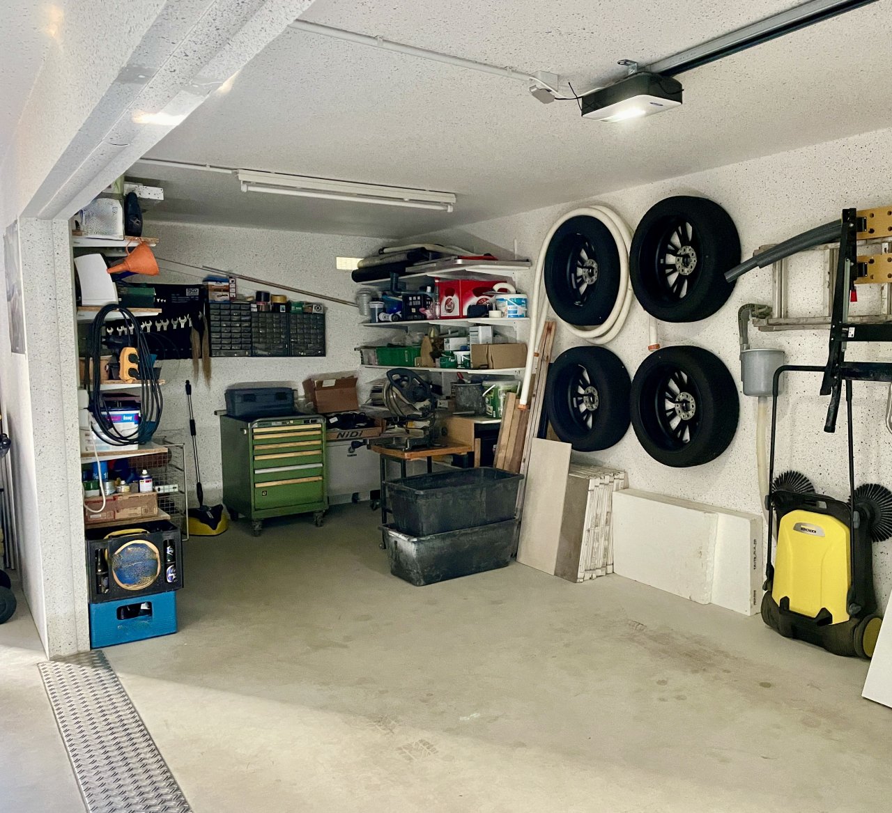 Garage mit Werkbereich
