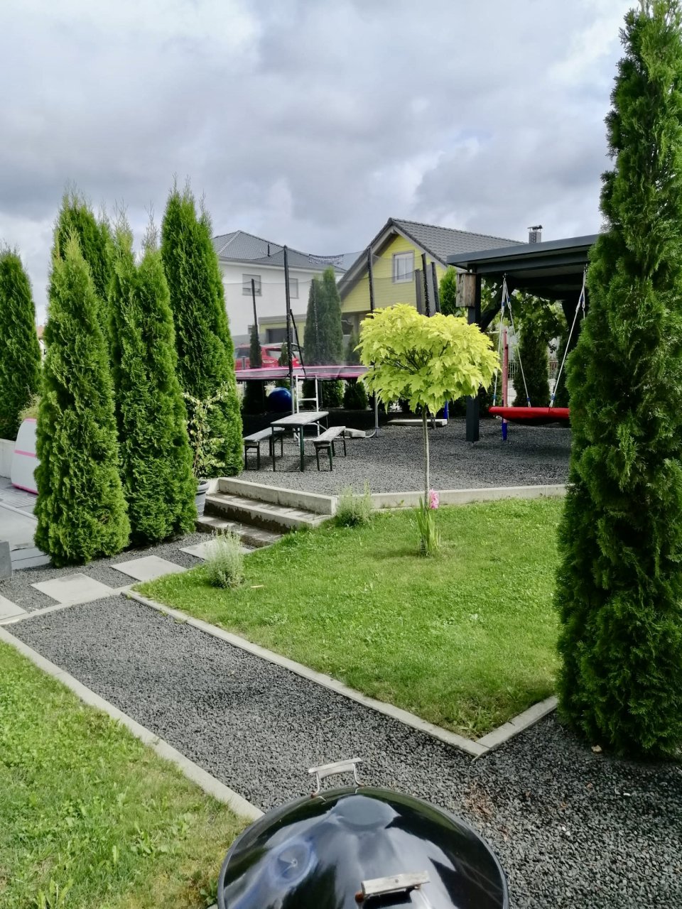 Garten im Sommer