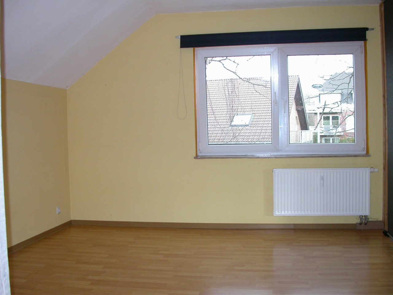DG Wohnung vermietet DG Wohnung vermietet