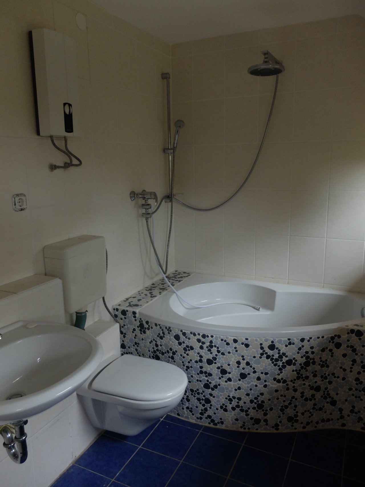 Wohnung EG vermietet Wohnung EG vermietet