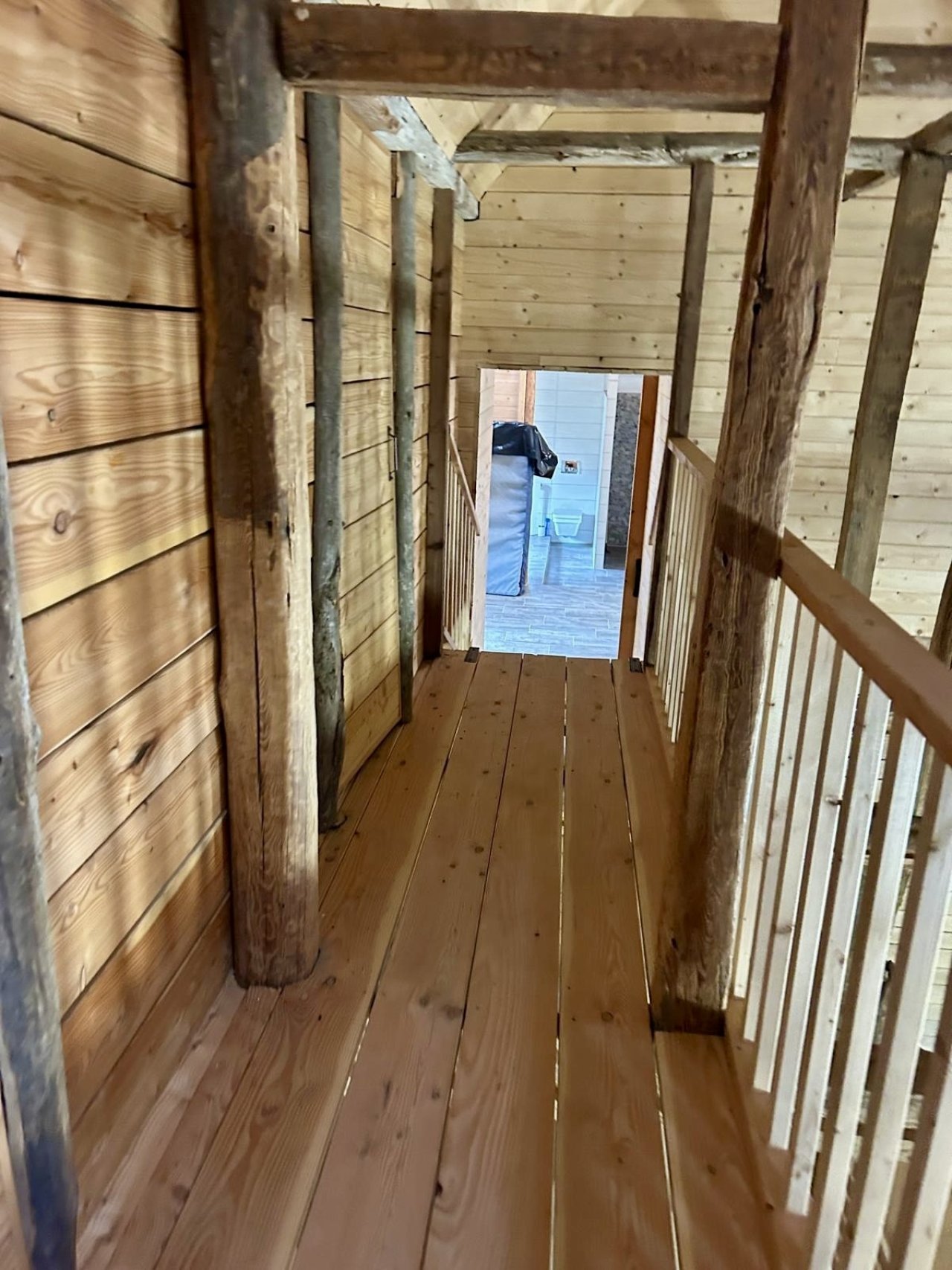 Zugang zum Schlafzimmer mit Badezimmer