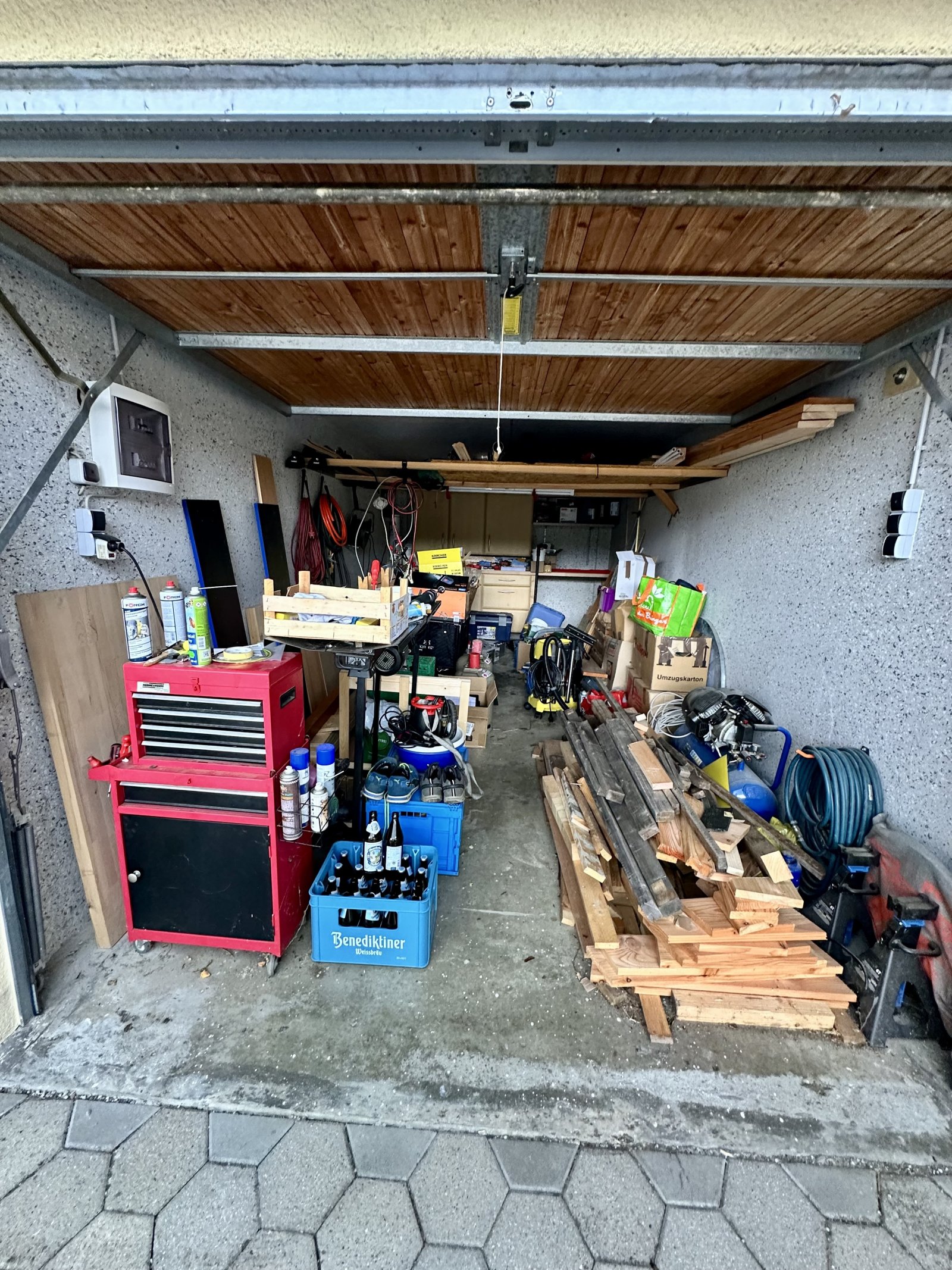 Garage Garage